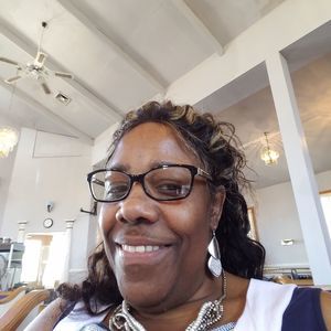 Meet your Posher, Janet