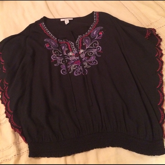 SOLD. Style & Co Embroidered blouse 12P - Picture 1 of 2