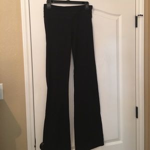 Lululemon black yoga pants/long