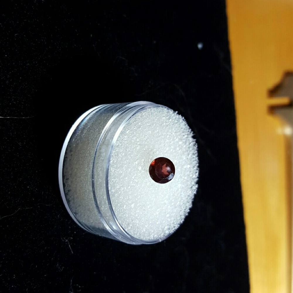 Natural Round Cut Rhodolite Garnet