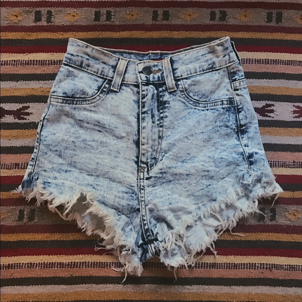 HIGH WAISTED JEAN SHORTS 🌈🌻