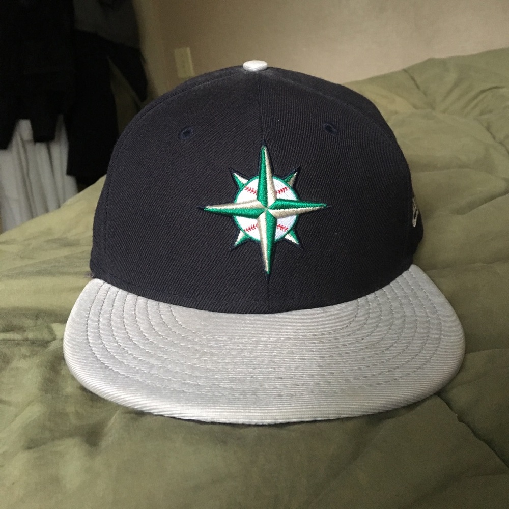 Mariners New Era Fitted Hat