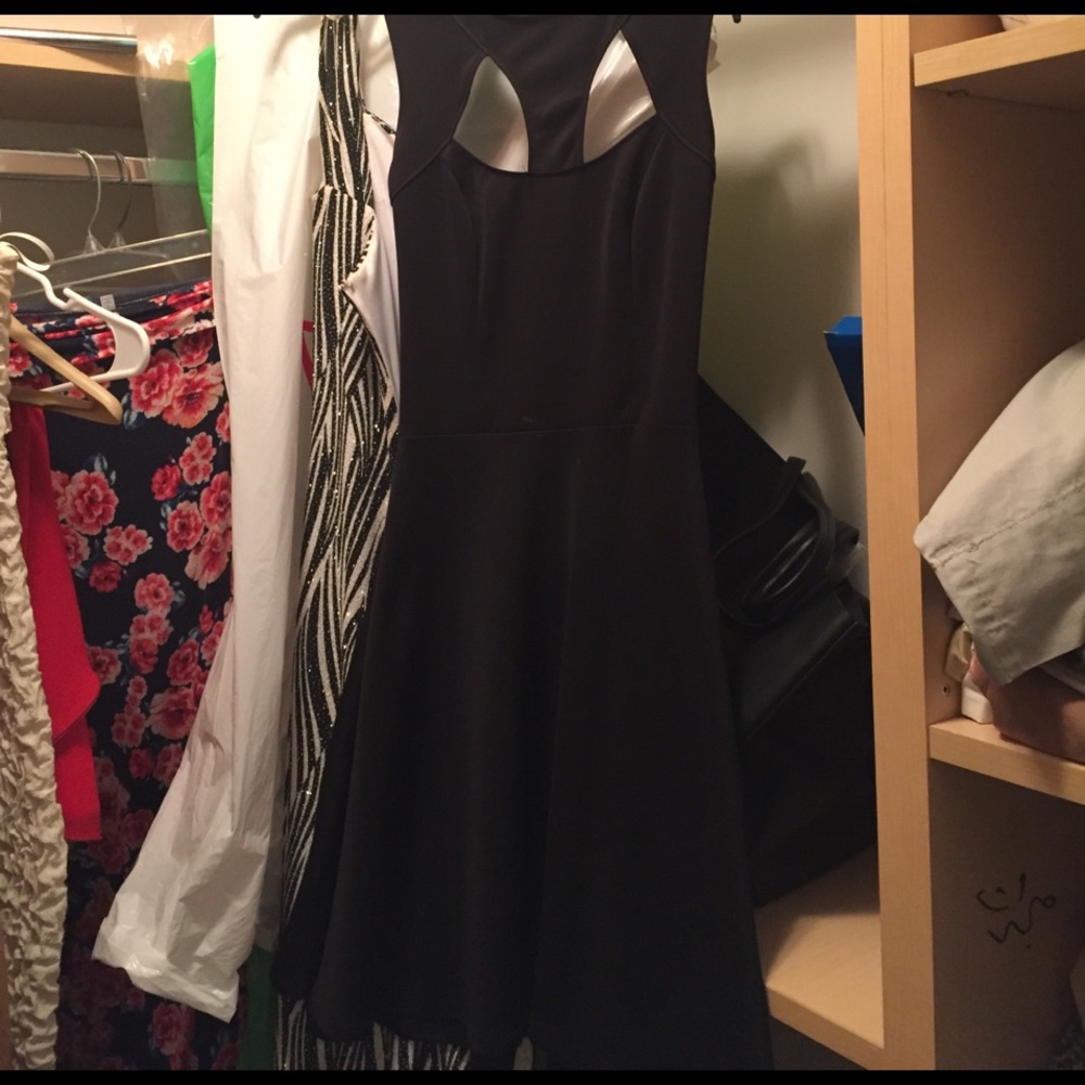 Black GUESS dress size XS