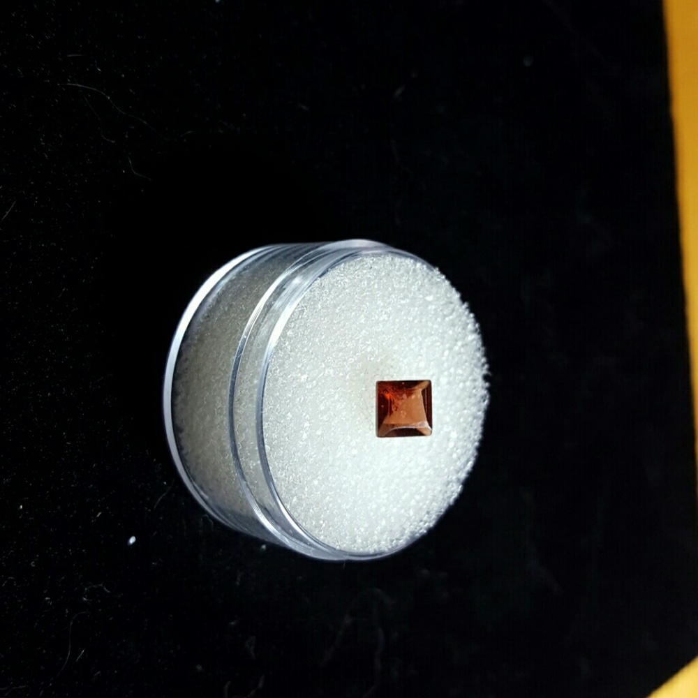 Natural Princess Cut Rhodolite Garnet - Picture 3 of 4