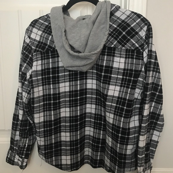 Button down flannel - Picture 2 of 2