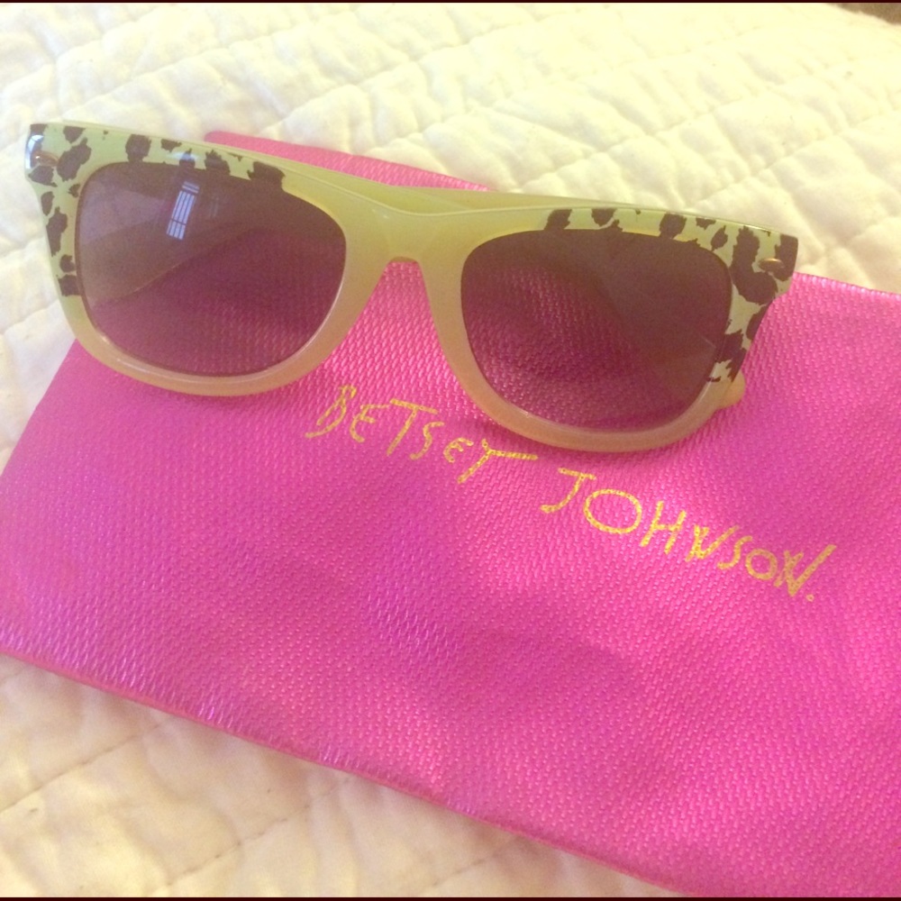 Betsey Johnson Lime Green Wayfarers