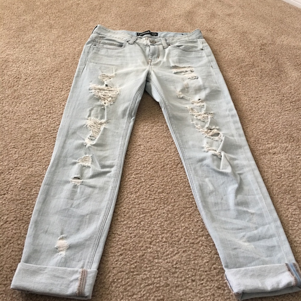 Express distressed jeans