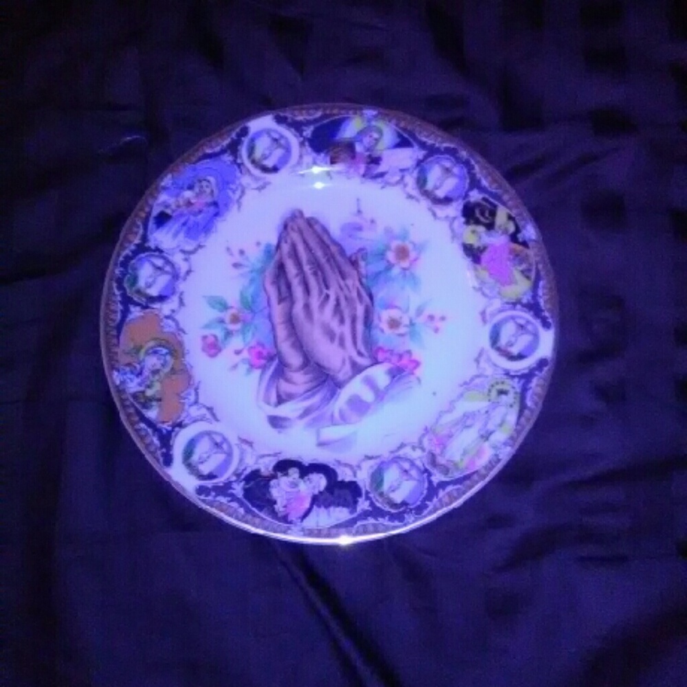 Prayer plate