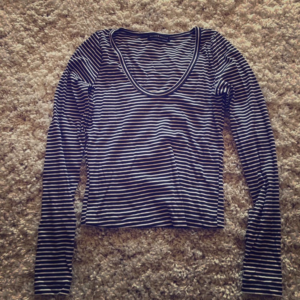 Brandy Melville crop top