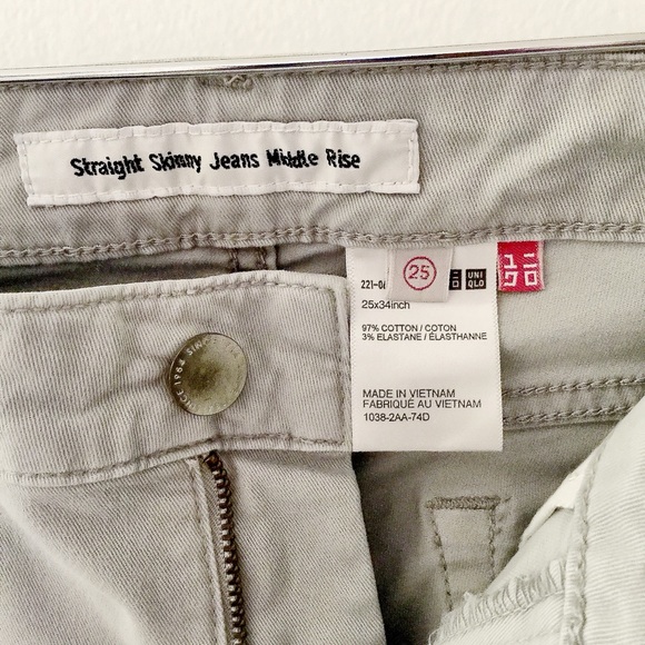 ✨UNIQLO Skinny Mid-Rise Jeans in Dusty Grey✨ - Picture 4 of 5
