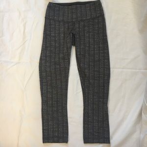 Lululemon cropped leggings