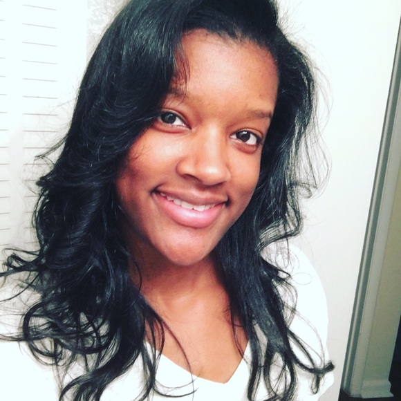 Meet your Posher, Latrelle - Picture 1 of 1