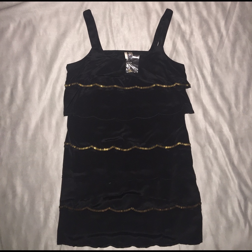 LC LAUREN CONRAD Black Scalloped Sequin Dress (16)
