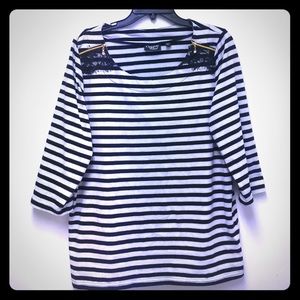 Striped 3/4 sleeve top