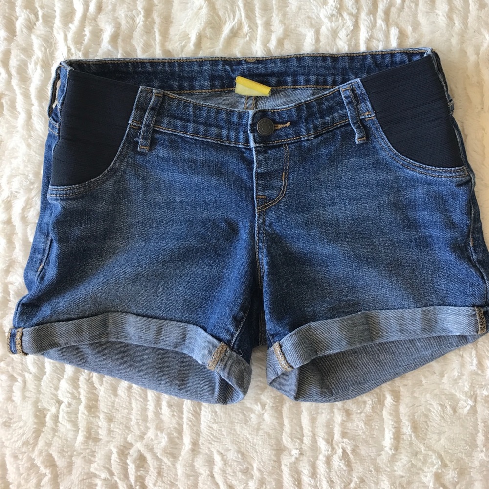 Maternity shorts.
