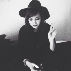 Meet your Posher, Jaymee