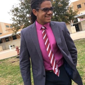 Meet your Posher, Christian