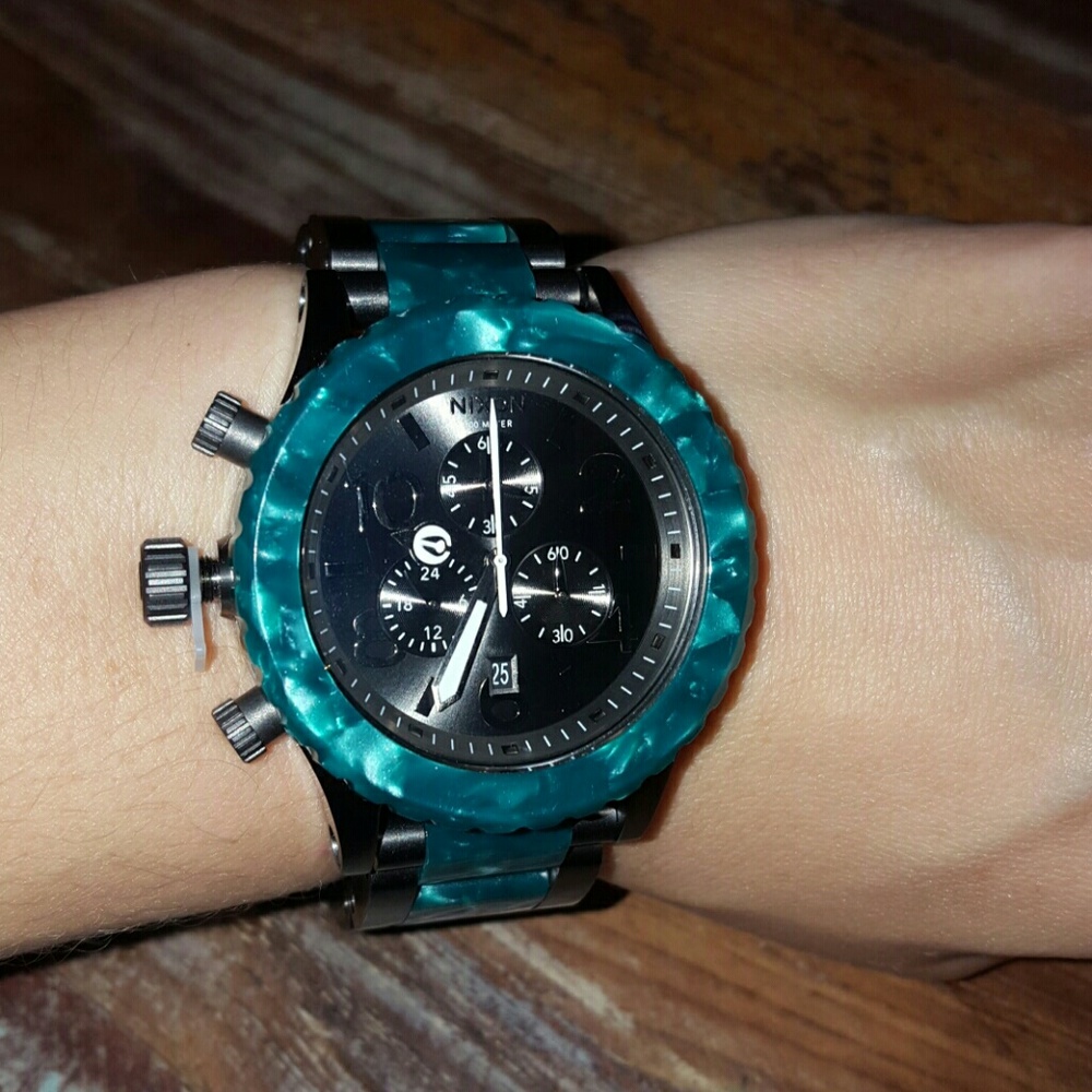 Nixon 42-20 Chrono Watch