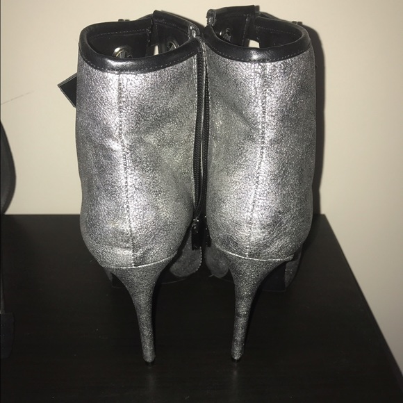 Silver Metallic Stilleto - Picture 3 of 5