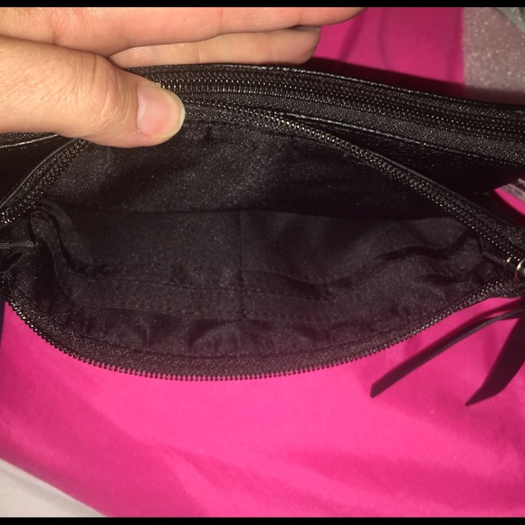 Miss Me Black Zippered Wallet - Picture 4 of 7