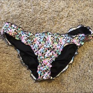 VS ruffle bottoms