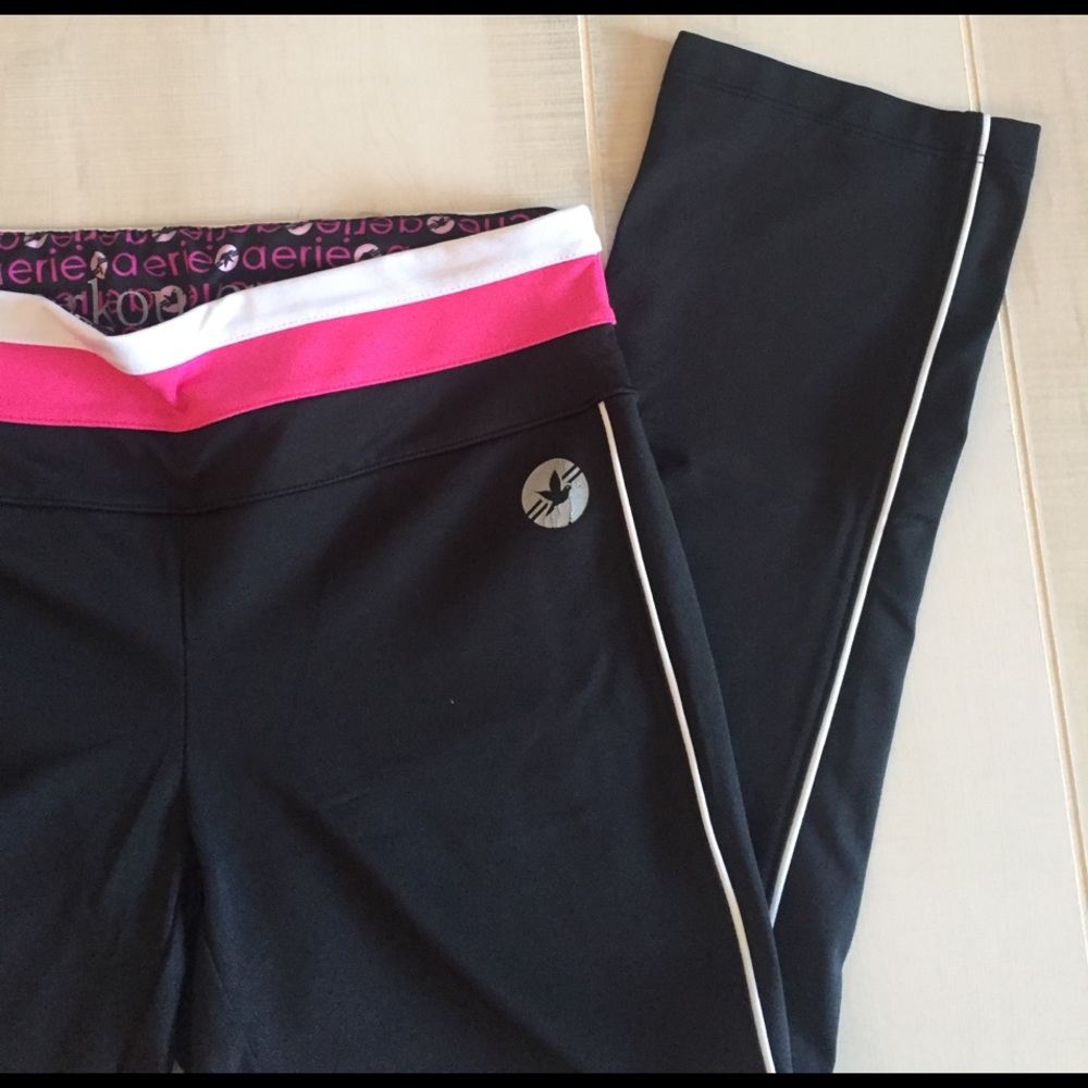 Aerie fit workout crop pant.  Size S