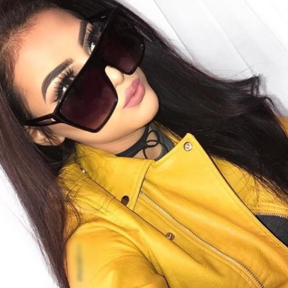 🌟 Last 1 "Chic and Polished" Sunglasses Aviators - Picture 4 of 6