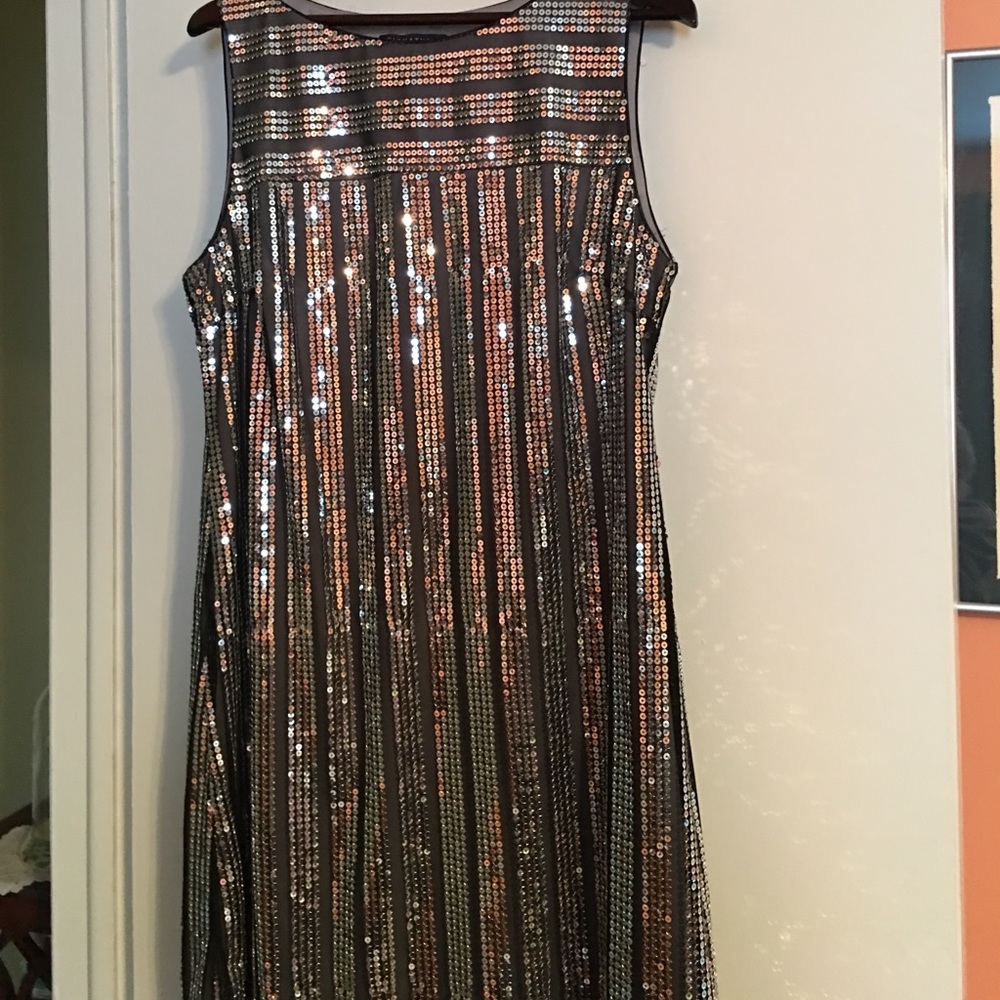 Party/ event dress! Black sleeveless sequin dress