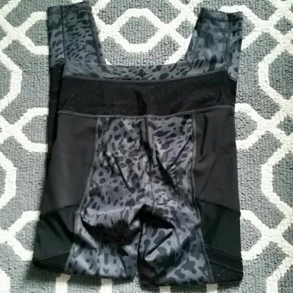 *WILLING TO TRADE* Lululemon Mesh Leggings