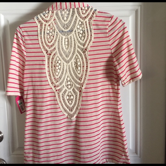 Shirt - Picture 2 of 2