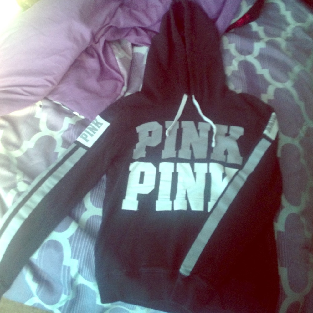 Victoria secret pink sweatshirt