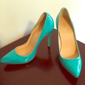 Loslandifen turquoise teal pumps brand new