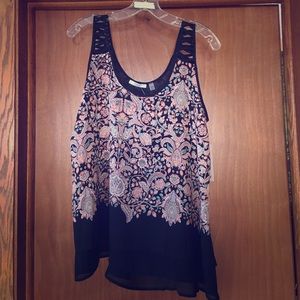 Stitch Fix Shoulder Detail Flowy Tank