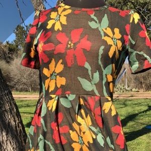 LuLaRoe Amelia dress L NWT