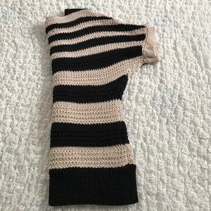 Ann Taylor Loft Short Sleeved Sweater
