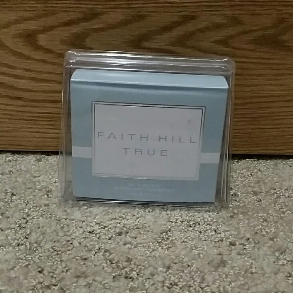 Faith Hill perfume