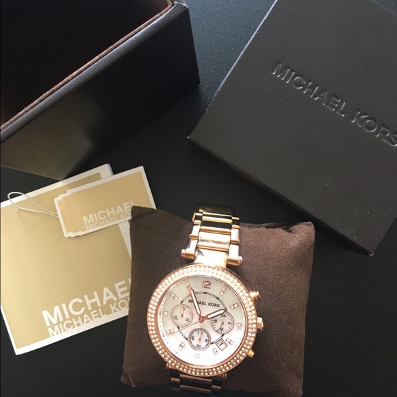 Michael Kors Rose gold watch