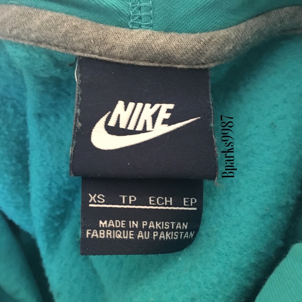 Nike Turquoise  Women's Hoody Size XS - Picture 4 of 4