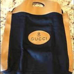 Gucci leather and felt purse