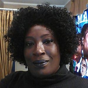 Meet your Posher, Carrie