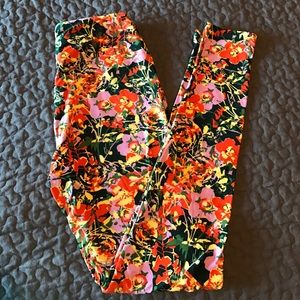 OS LULAROE floral leggings 🌸🌼