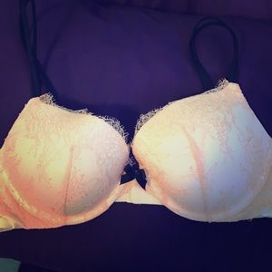VS Very Sexy Push Up Bra w/ Lace detail