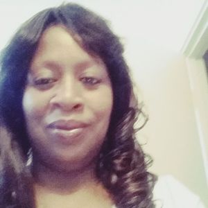 Meet your Posher, Lisa marie