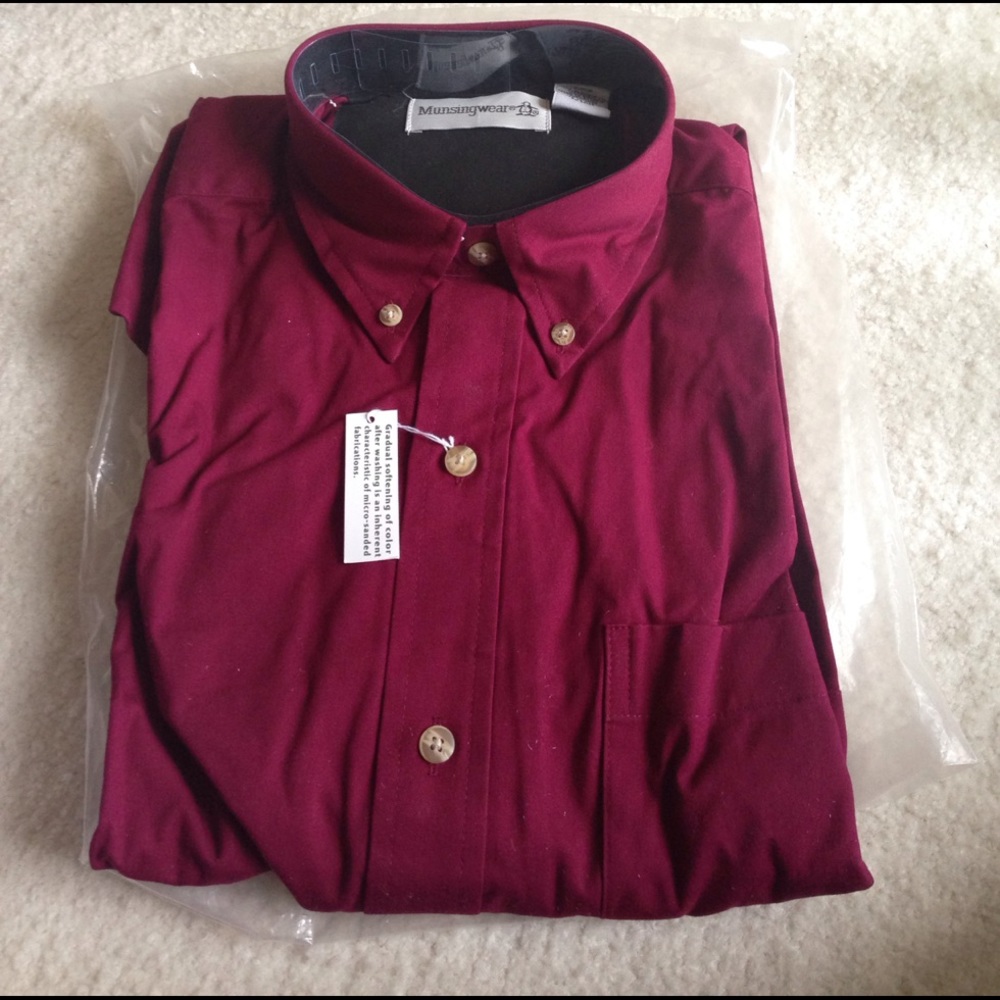 NIP burgundy men button up