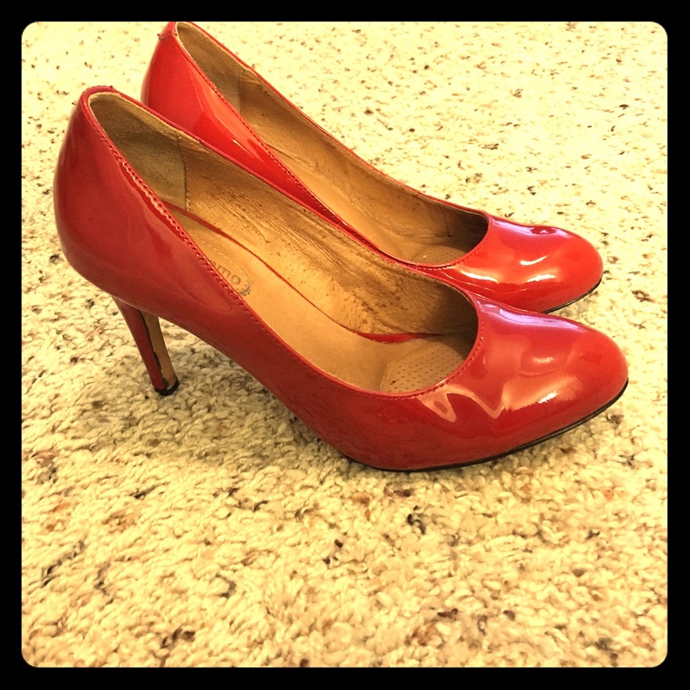 Corso como del red patent pumps size 7.5