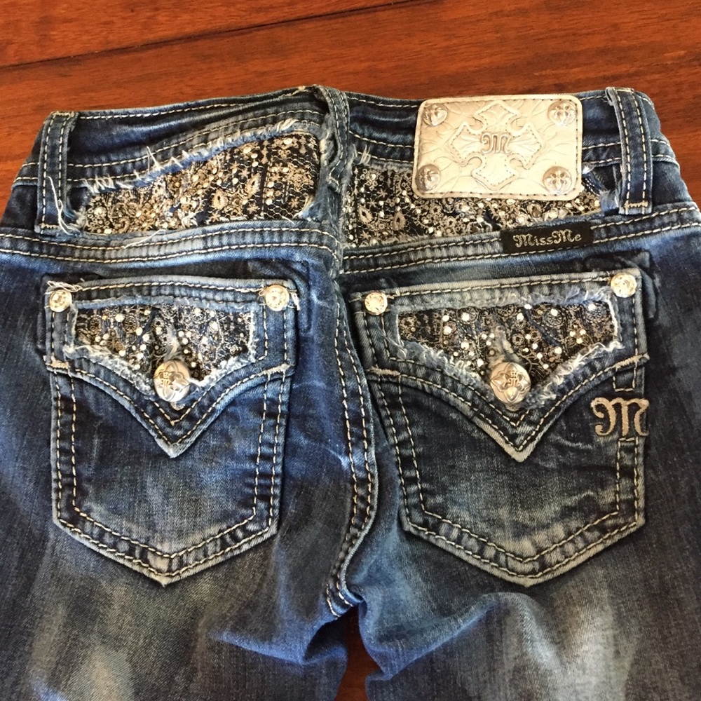 Girls sz 10 Miss Me jeans
