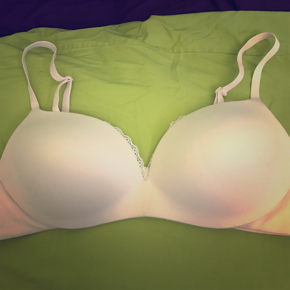 VS plunge wireless bra