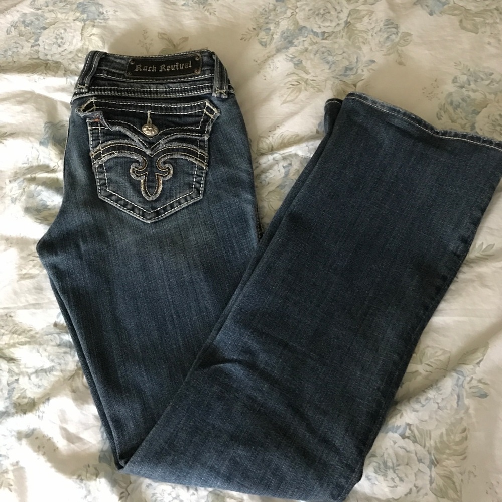 Gently used Rock Rival boot cut jeans