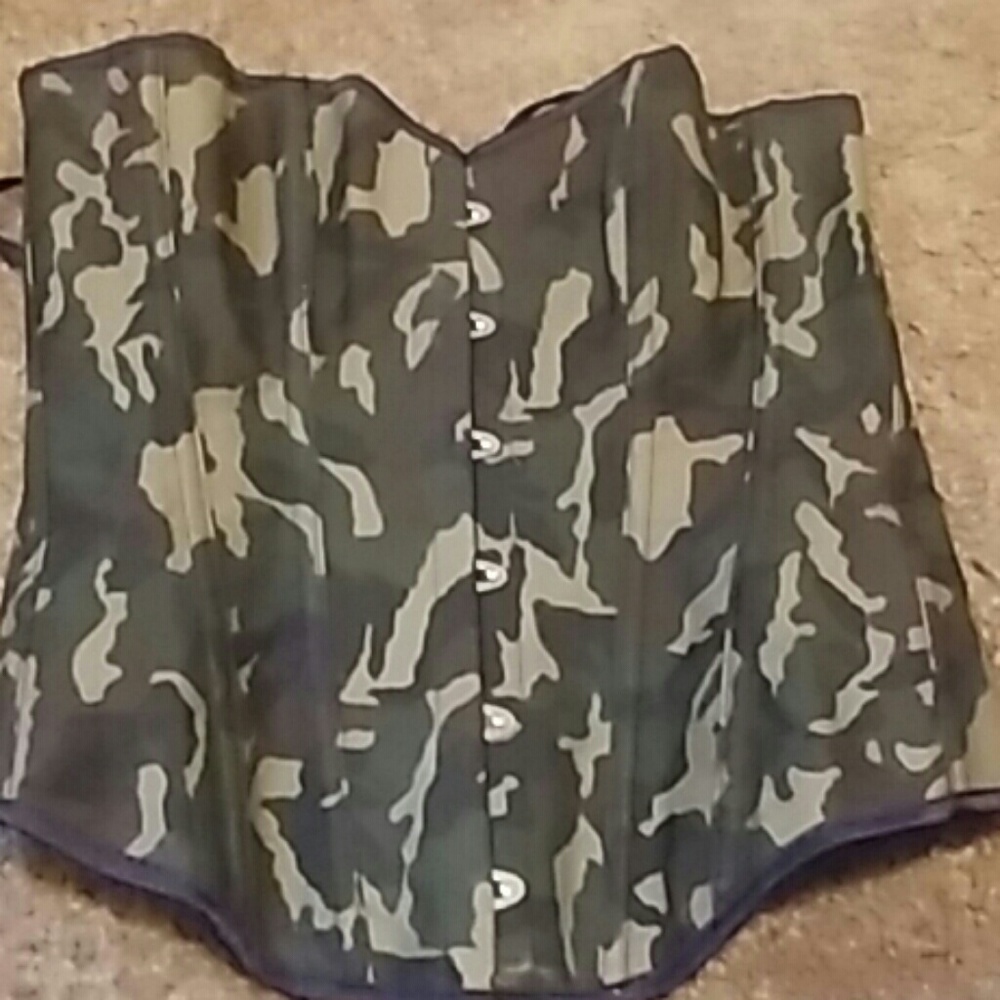 Camo corset with sweet heart bust line