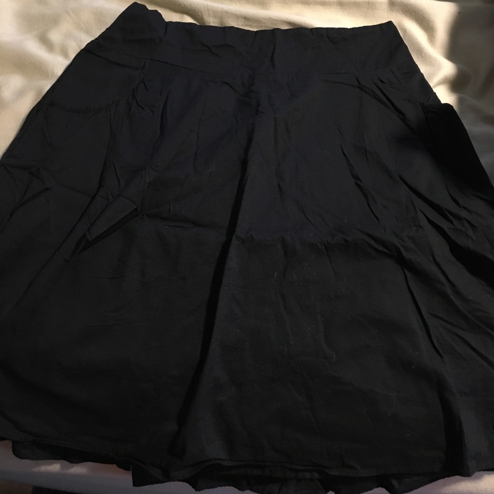 Skirt with pockets